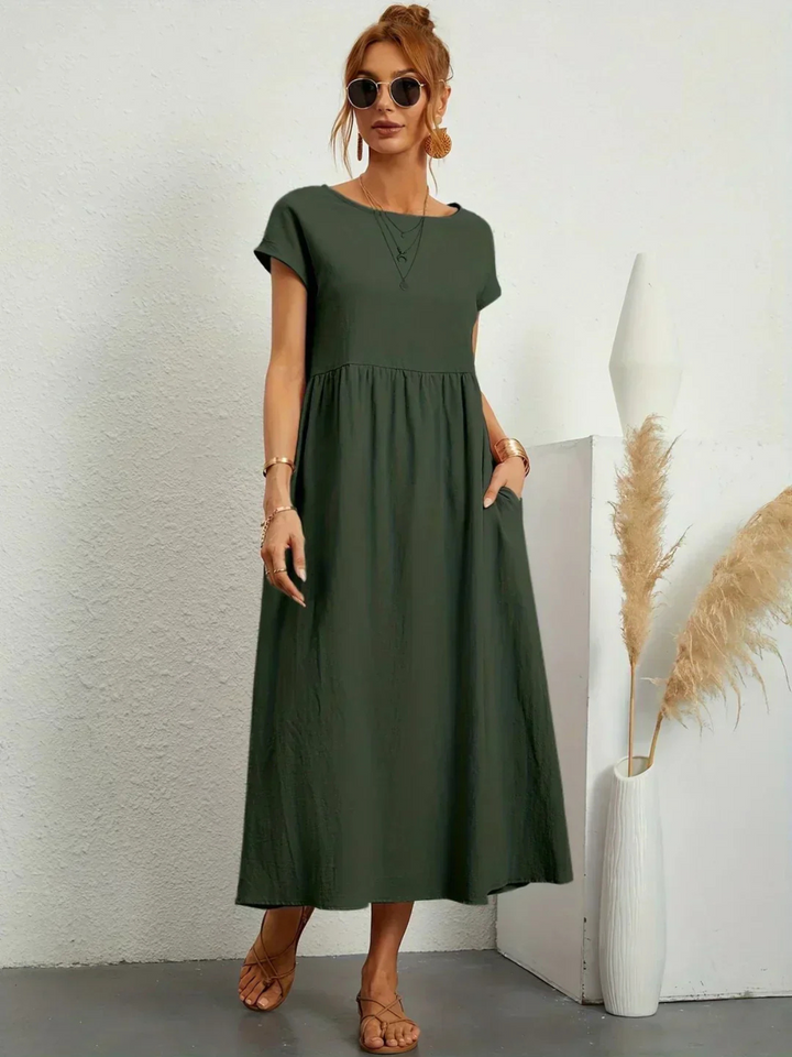 Mari™ | Elegant round neck dress