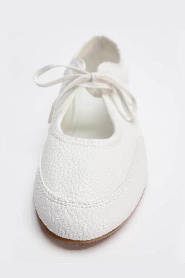 Cassy Flats With Laces