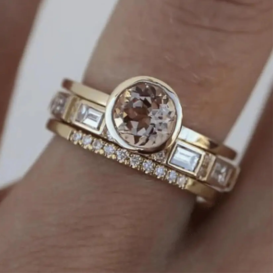 Vintage Gold Crystal Elegance Ring