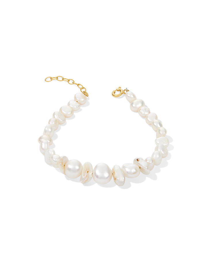 In The Pearls Bracelet