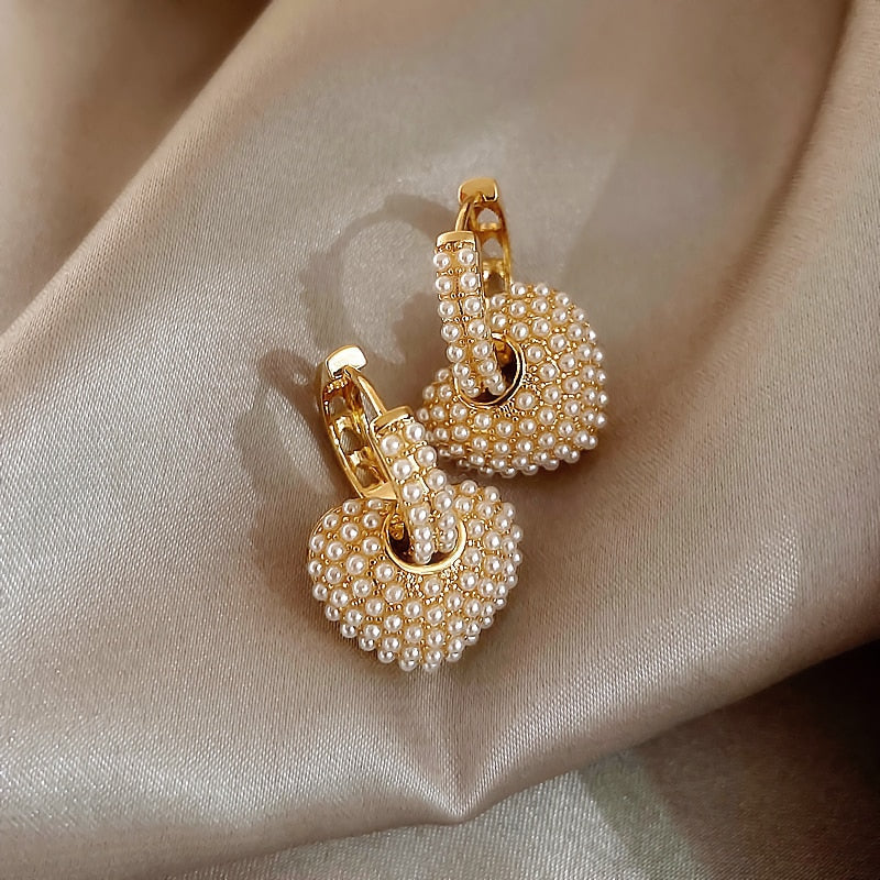 Lush Heart Pearl Earrings