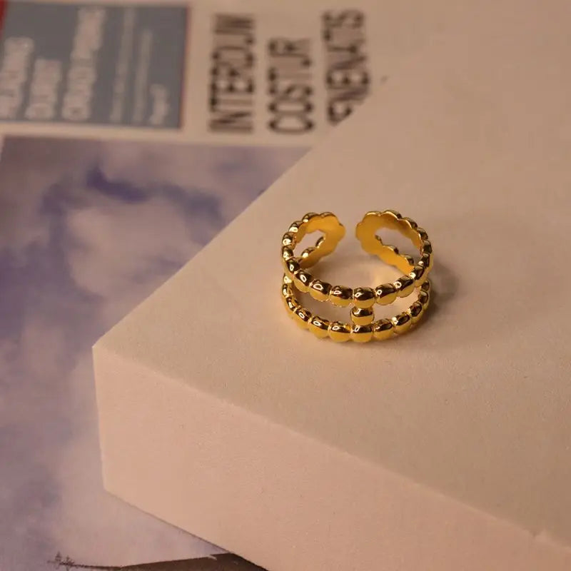 The Sol Cluster Ring