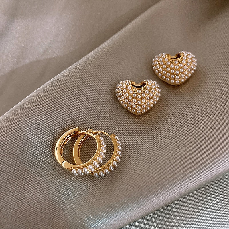 Lush Heart Pearl Earrings