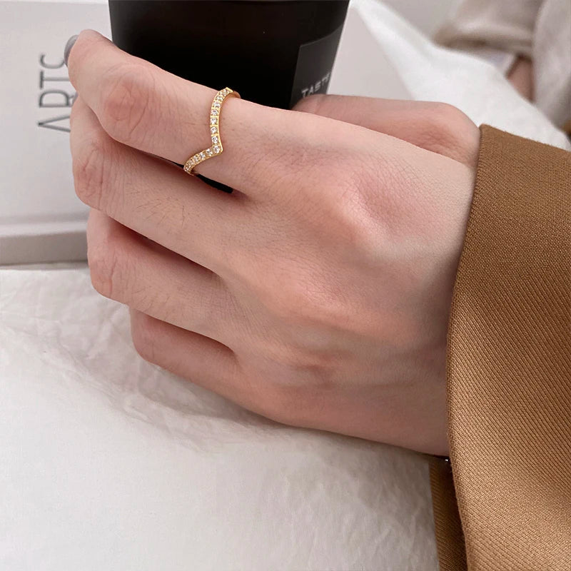 V-Twist Zircon Ring