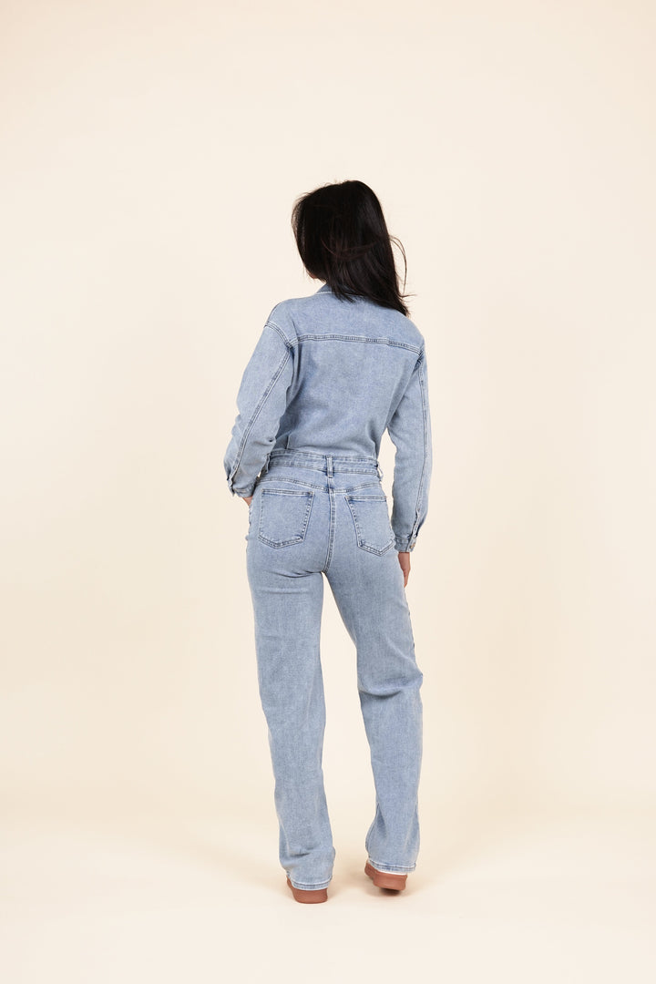 Carolyn Jumpsuit denim with straight leg blue