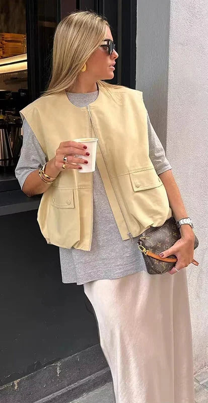 Mia Vest