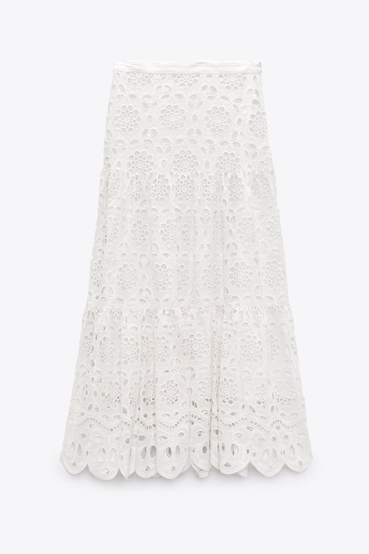 Essi Embroidered Lace Set