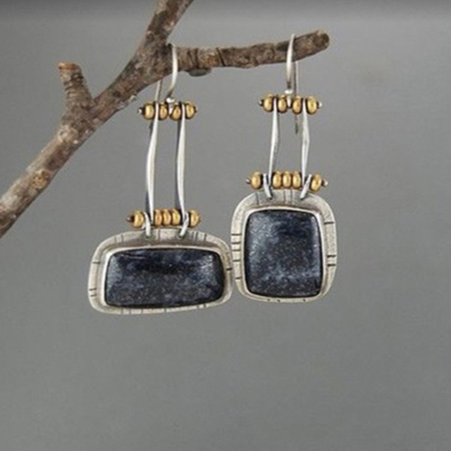 Patricia - Retro Silver Earrings